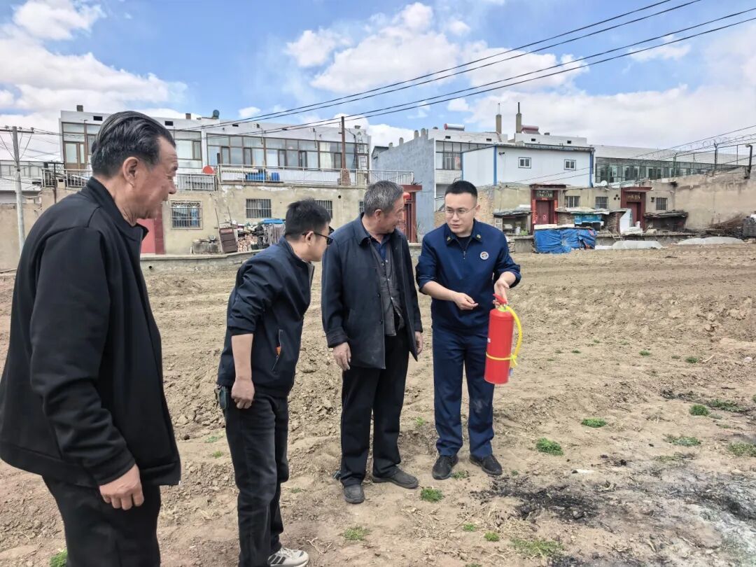 C:\Users\ADMINI~1\AppData\Local\Temp\WeChat Files\af7247a14e7ef9203dd86a2bbb73933.jpg