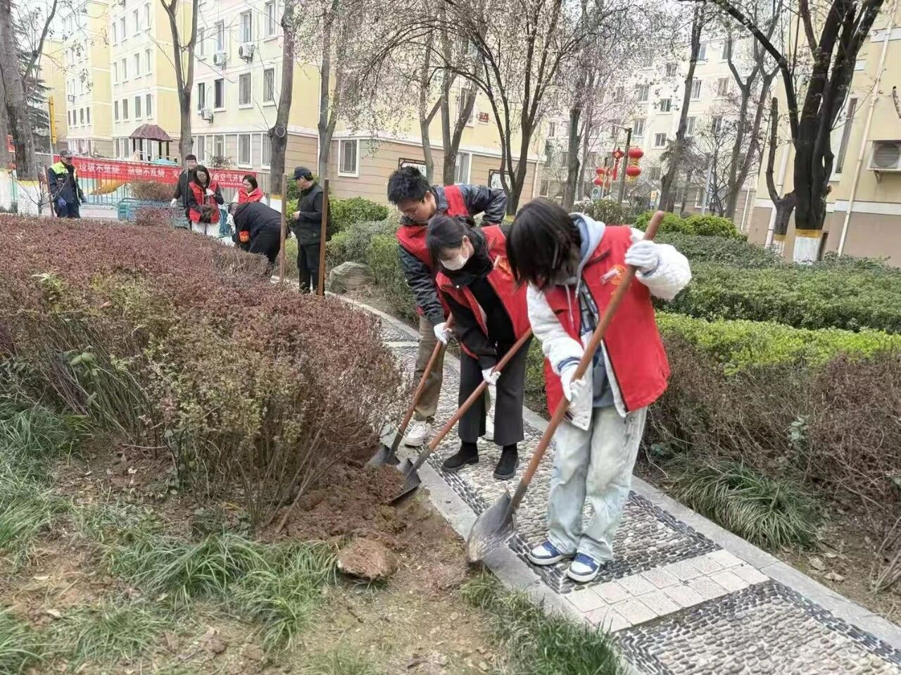 C:\Users\ADMINI~1\AppData\Local\Temp\WeChat Files\4353d35dd58014d9c7f70fed2649fe0.jpg