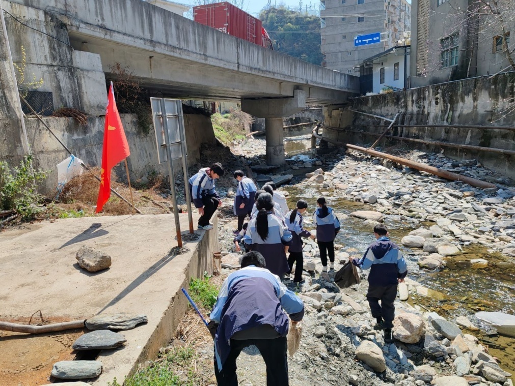 C:\Users\ADMINI~1\AppData\Local\Temp\WeChat Files\19897f5fab327032bbb35a678960ae5.jpg