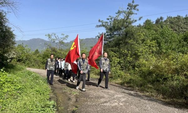 D:\Documents\WeChat Files\wxid_93fnk9ywzkz311\FileStorage\Temp\acf2585c826516ed429008aa3af1a534.jpg