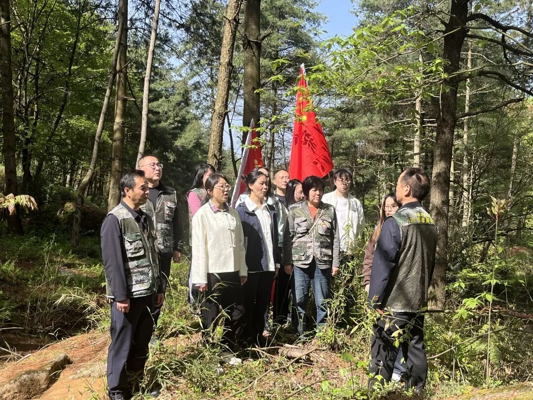 D:\Documents\WeChat Files\wxid_93fnk9ywzkz311\FileStorage\Temp\56f78d3e212cdec7f21df22adb4f7caa.jpg